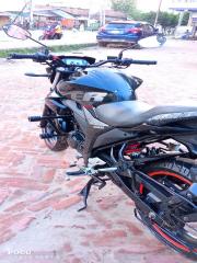 Suzuki Gixxer Dual Disc Dual Tone